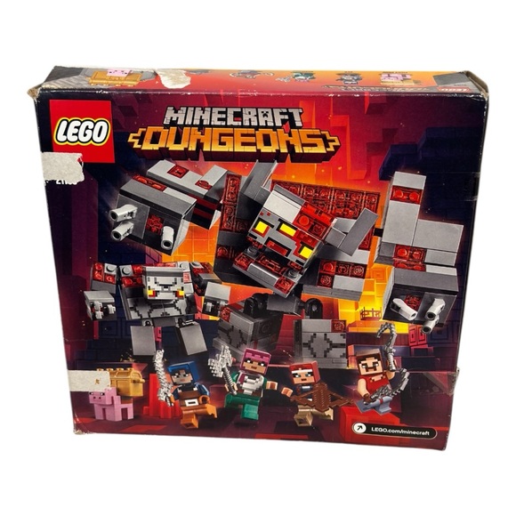 LEGO Minecraft Dungeons Adventure Set 21163 Red Gray Black Complete With Manuals - Picture 8 of 11